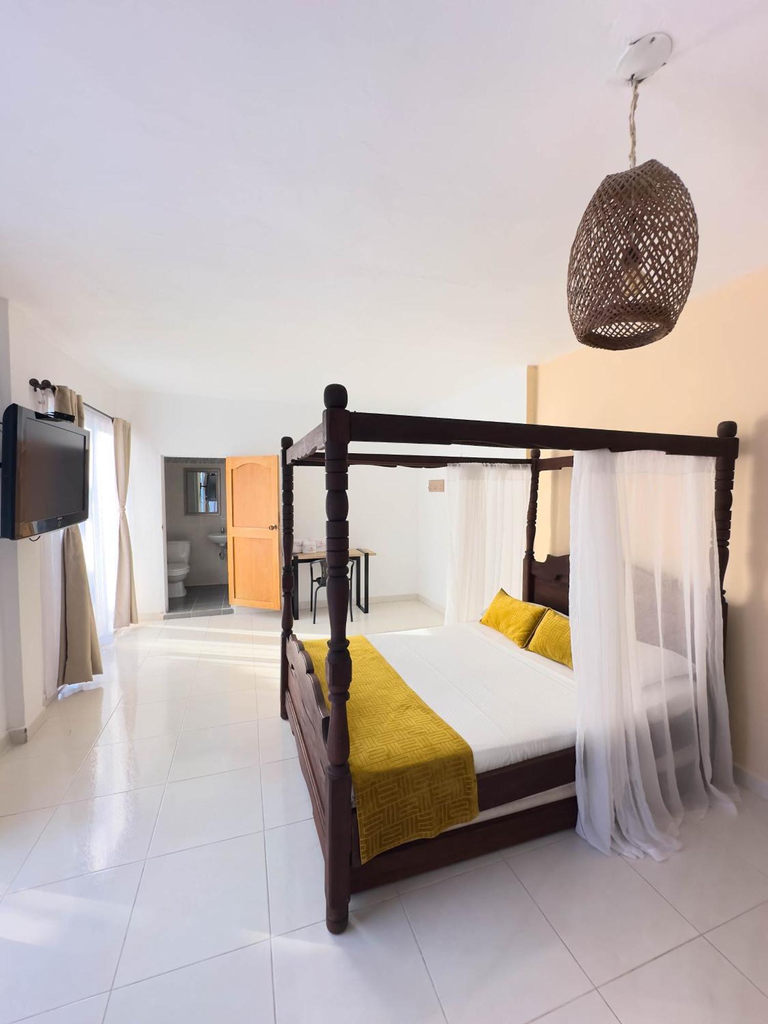 Curazao Hotel -Centro Historico- سانتا في دي أنتيوكيا المظهر الخارجي الصورة